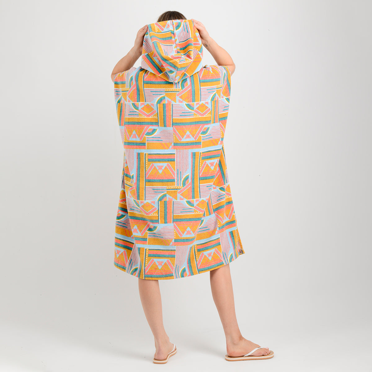 Poncho Toalla Oneill Mujer Artgeo Amarillo