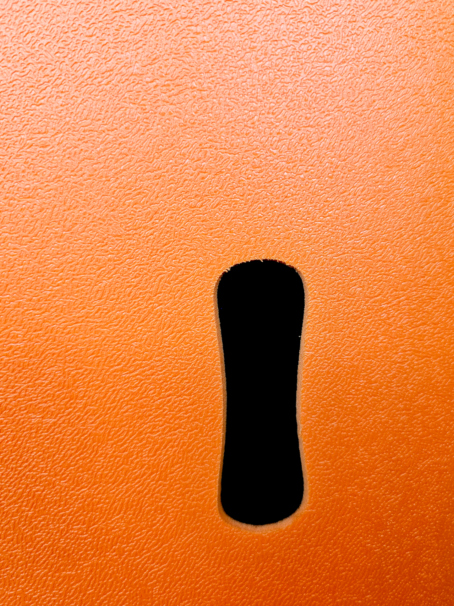 Softboard 7.0 pies color naranjo de 53.4 Lts.