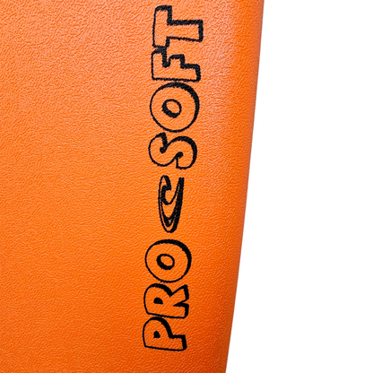 Softboard 6.6 pies color naranjo 48.8 Lts.